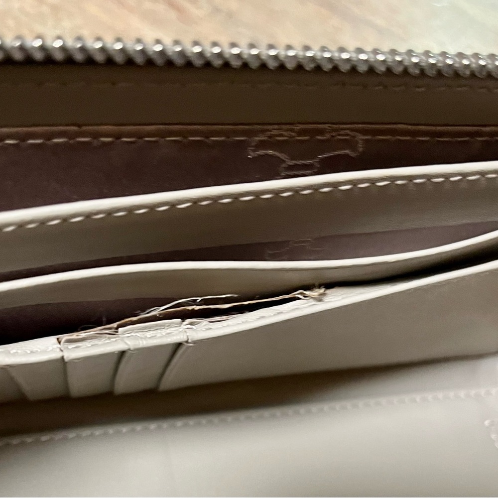 Judith Ripka wallet - Picture 12 of 16